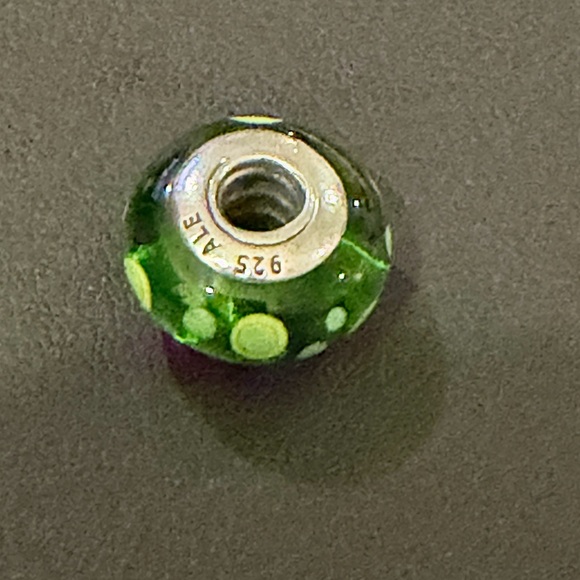 Pandora Green Glass Charm with Polka Dots - Picture 2 of 3